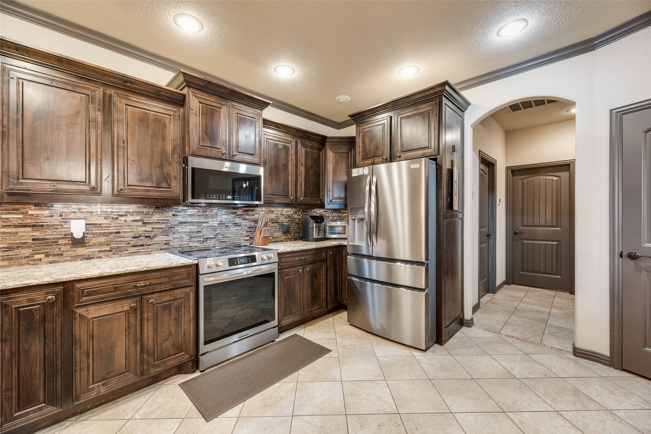 1132 Chartres Street Oak Ridge TX 75142