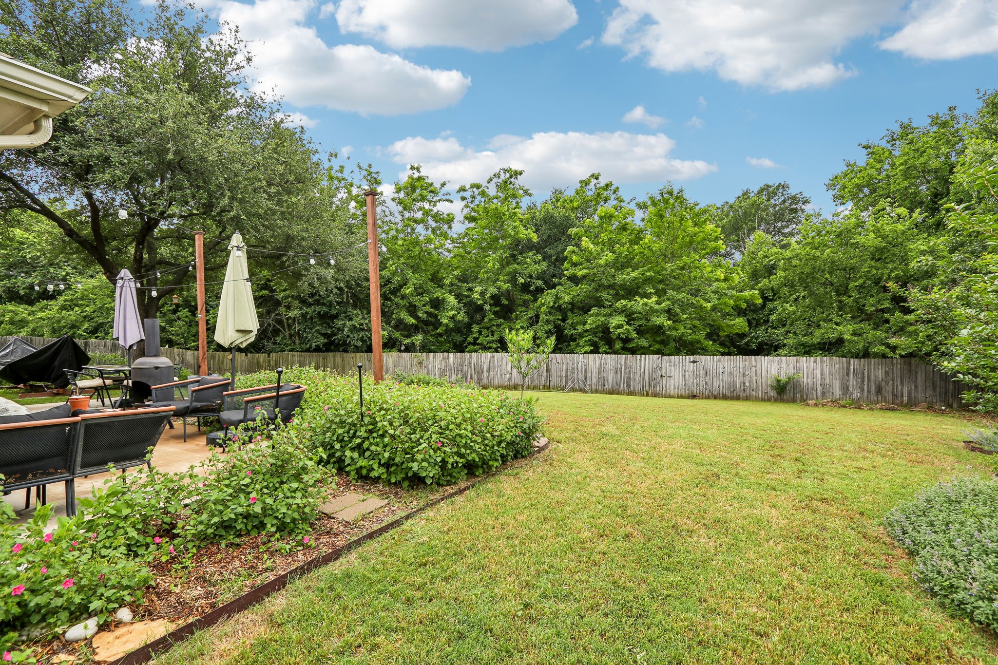 1013 Warbler Aubrey TX 76227