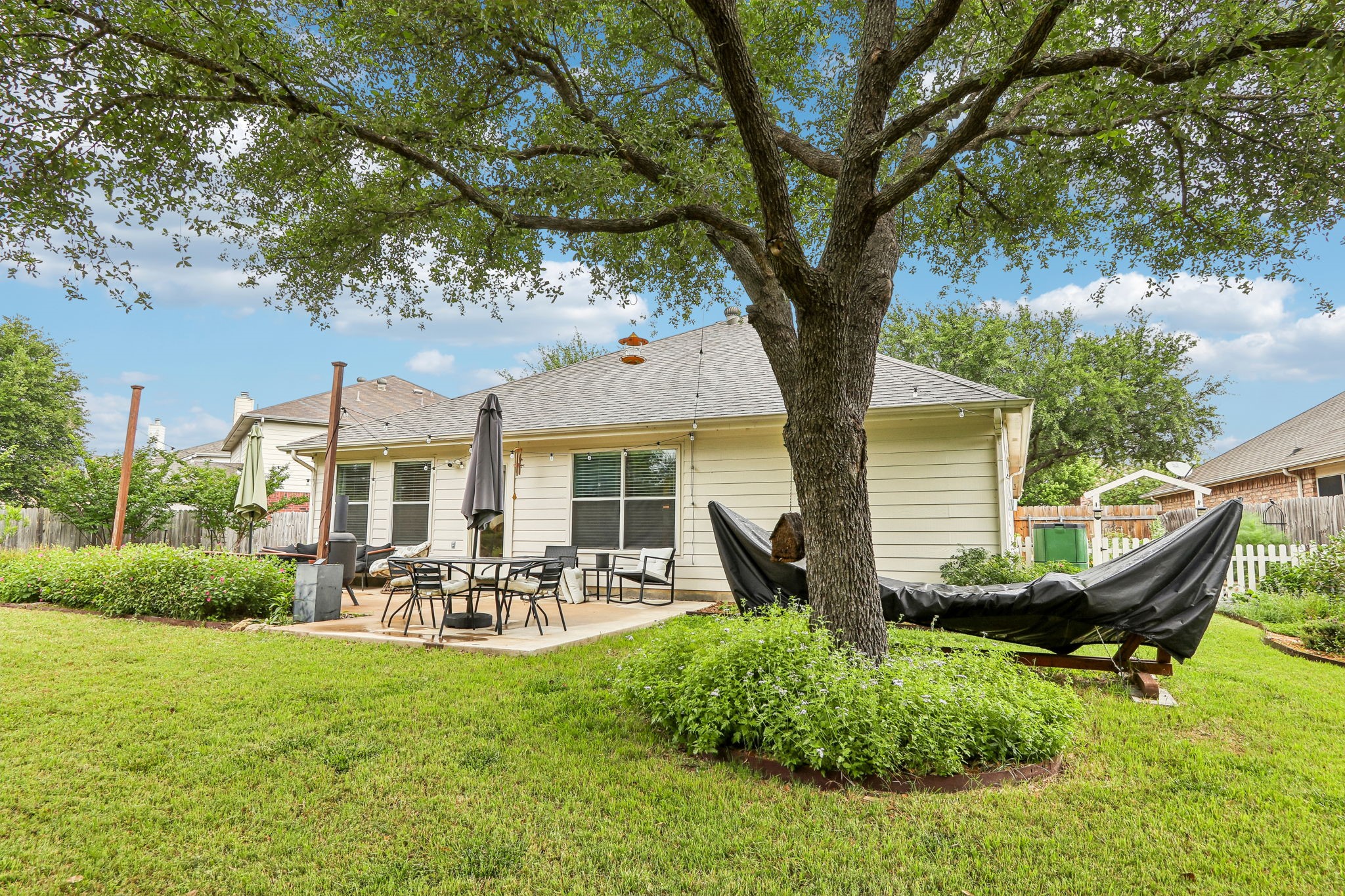 1013 Warbler Aubrey TX 76227
