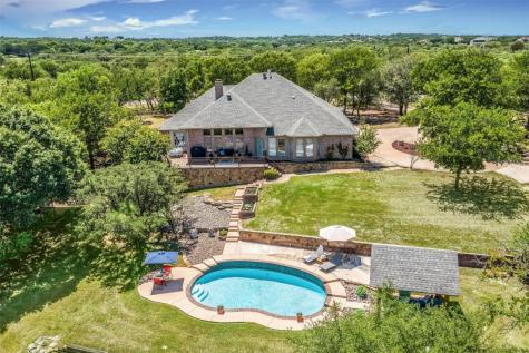 682 Valle Street Fort Worth TX 76108