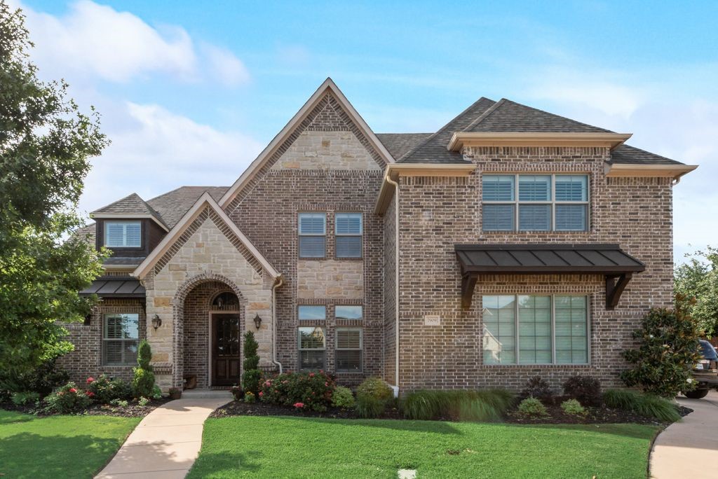 7909 Vale Court North Richland Hills TX 76182