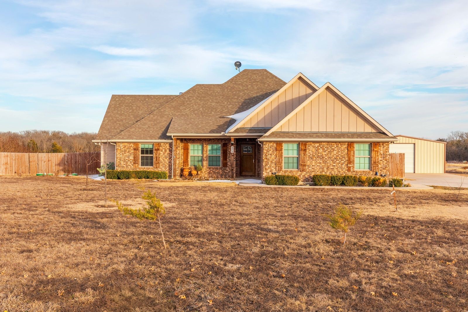 675 County Road 4935 Trenton TX 75490