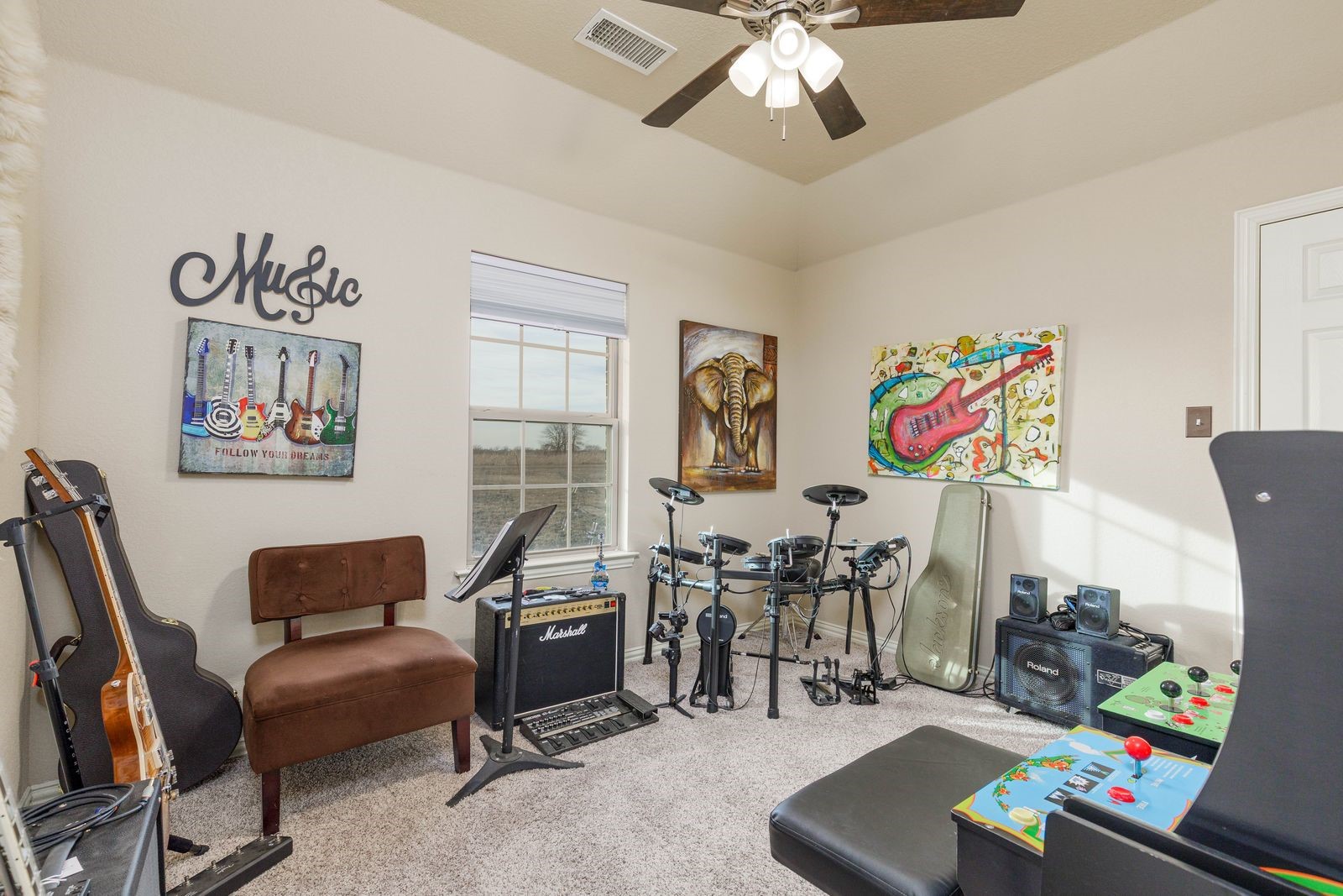 675 County Road 4935 Trenton TX 75490