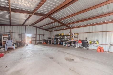 675 County Road 4935 Trenton TX 75490