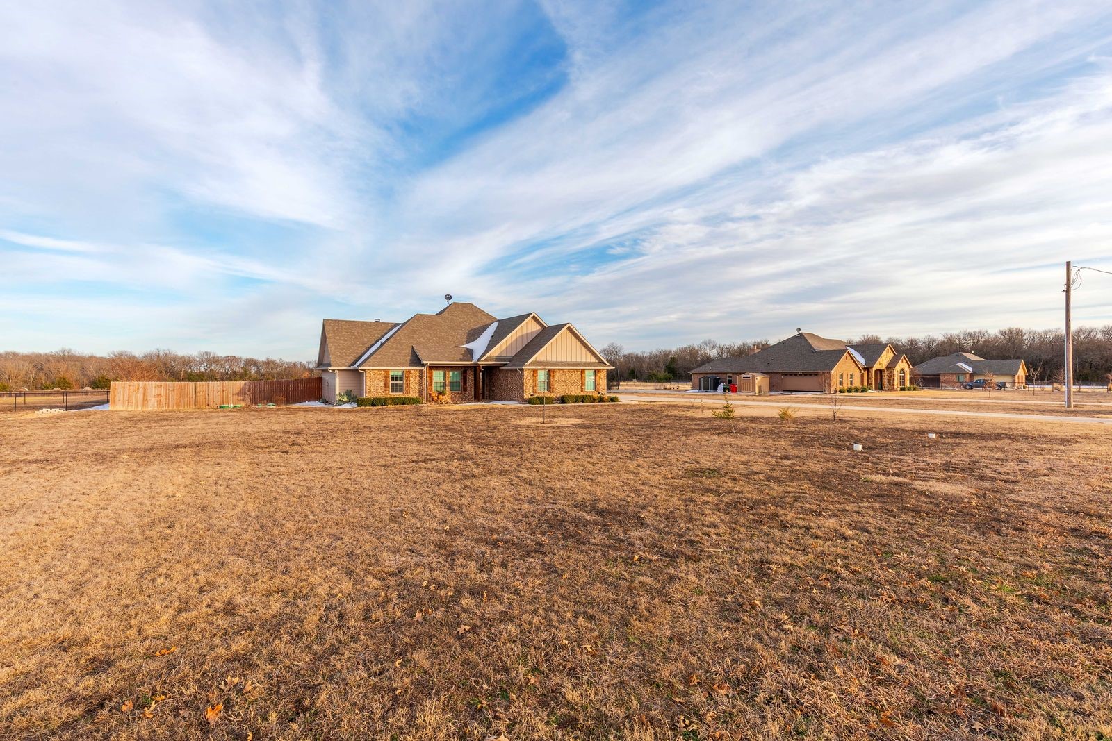 675 County Road 4935 Trenton TX 75490