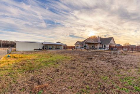 675 County Road 4935 Trenton TX 75490