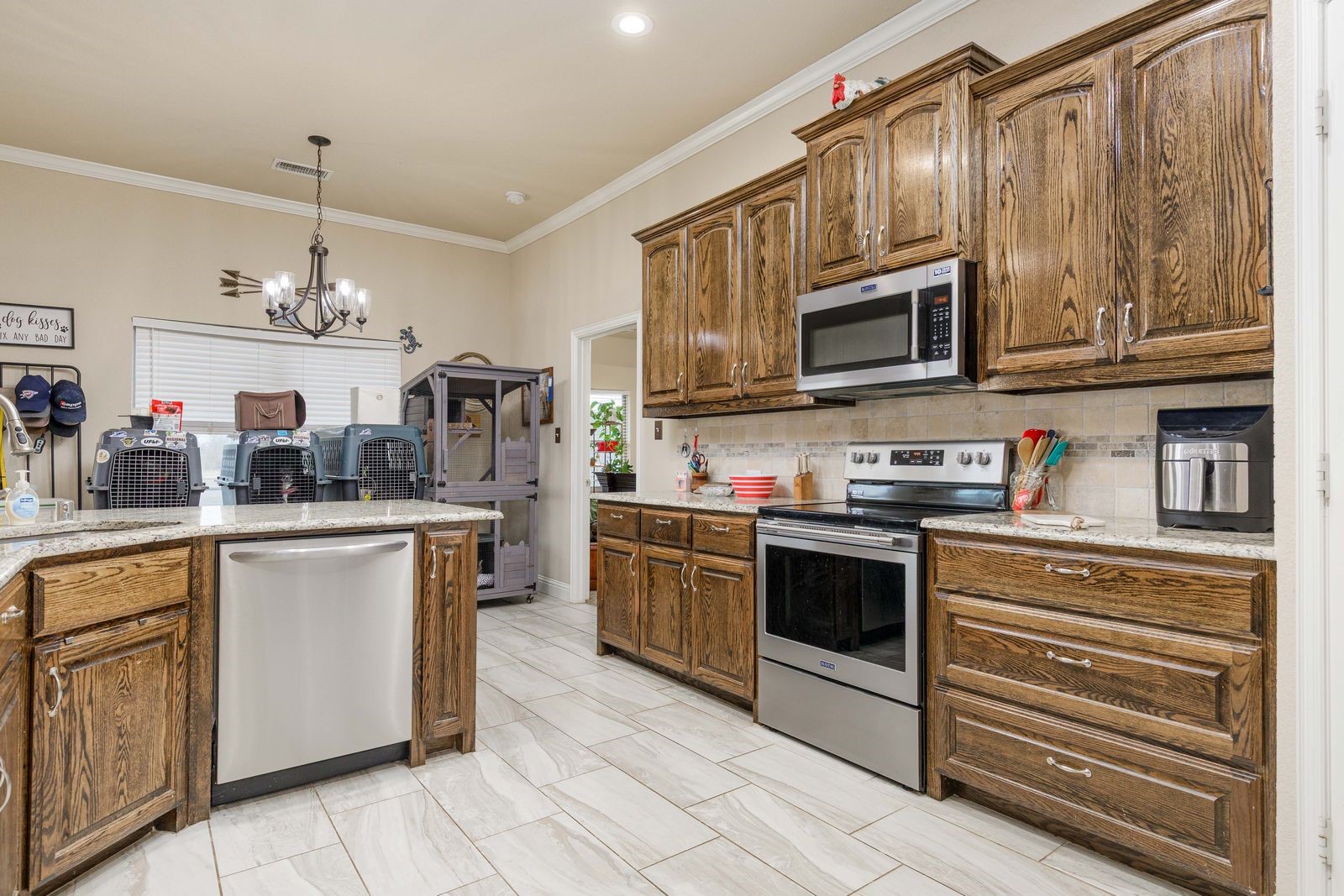 675 County Road 4935 Trenton TX 75490