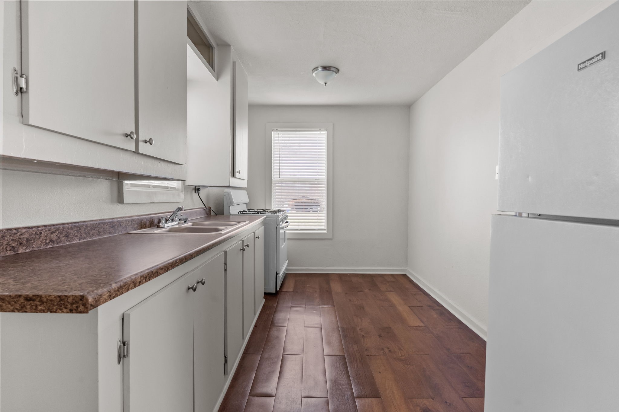 313 Hallvale Drive White Settlement TX 76108