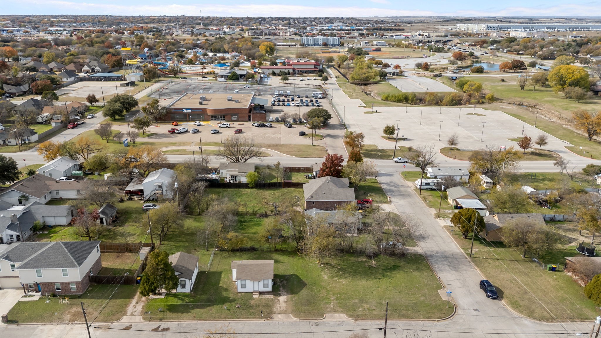 313 Hallvale Drive White Settlement TX 76108