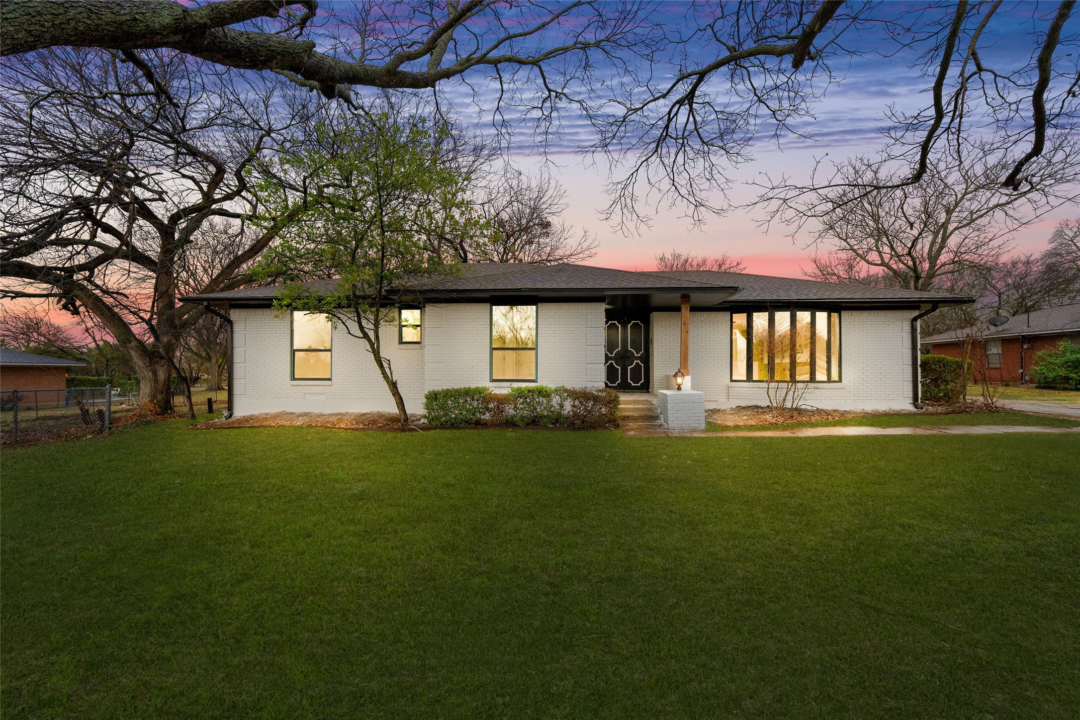 328 E Pleasant Run Road Desoto TX 75115