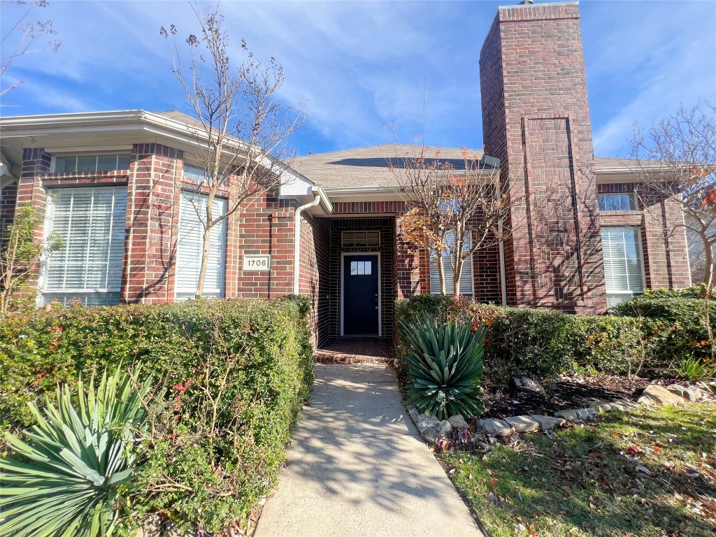 1706 Arbor Creek Drive Garland TX 75040