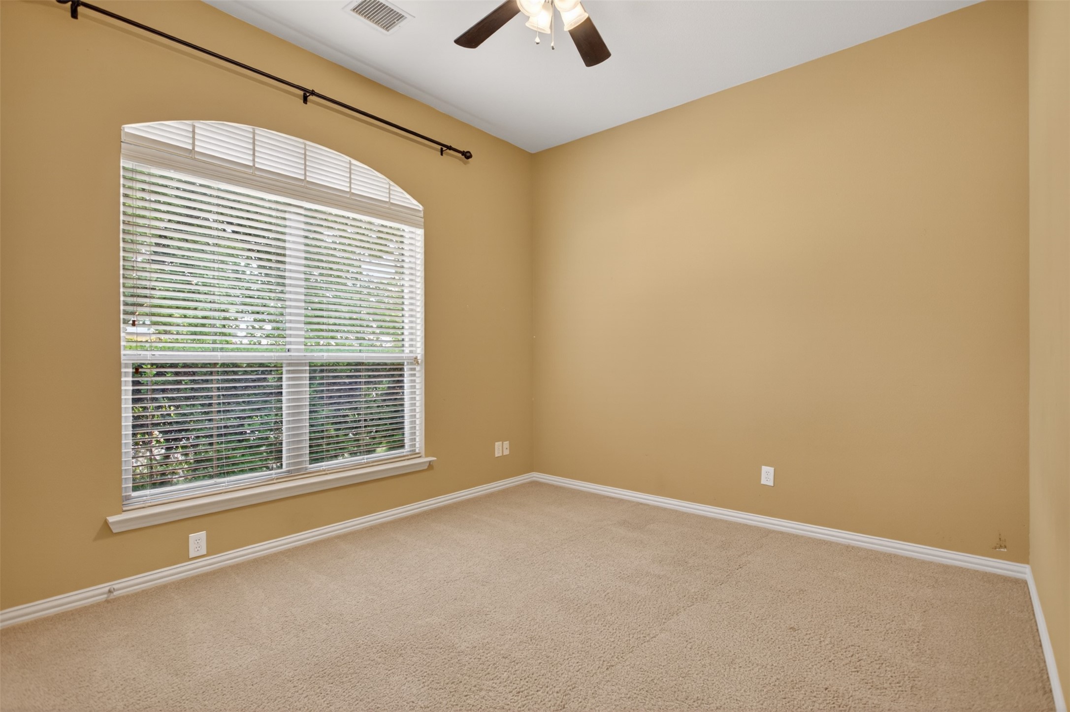 828 Mallard Trail Murphy TX 75094