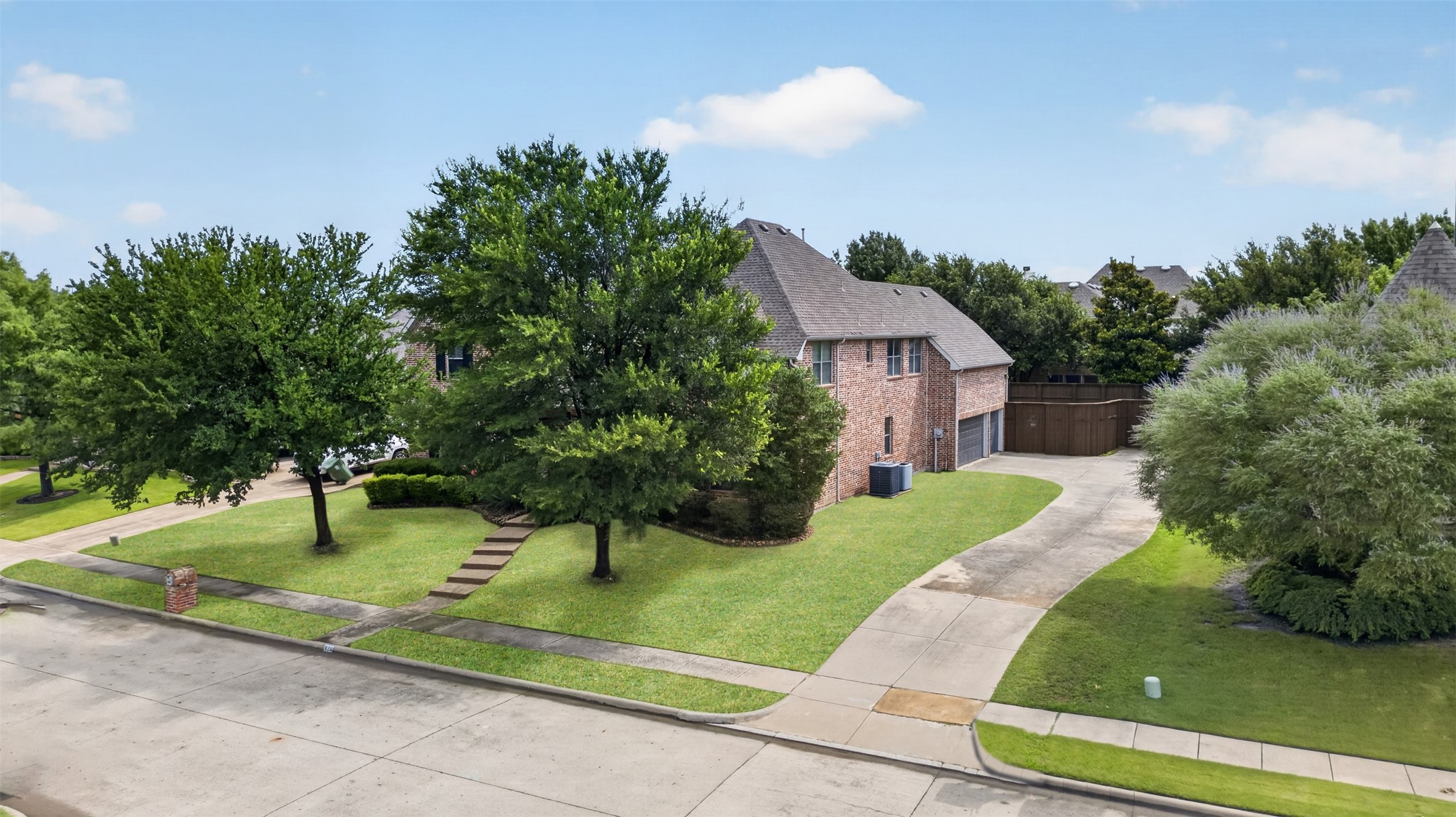 828 Mallard Trail Murphy TX 75094