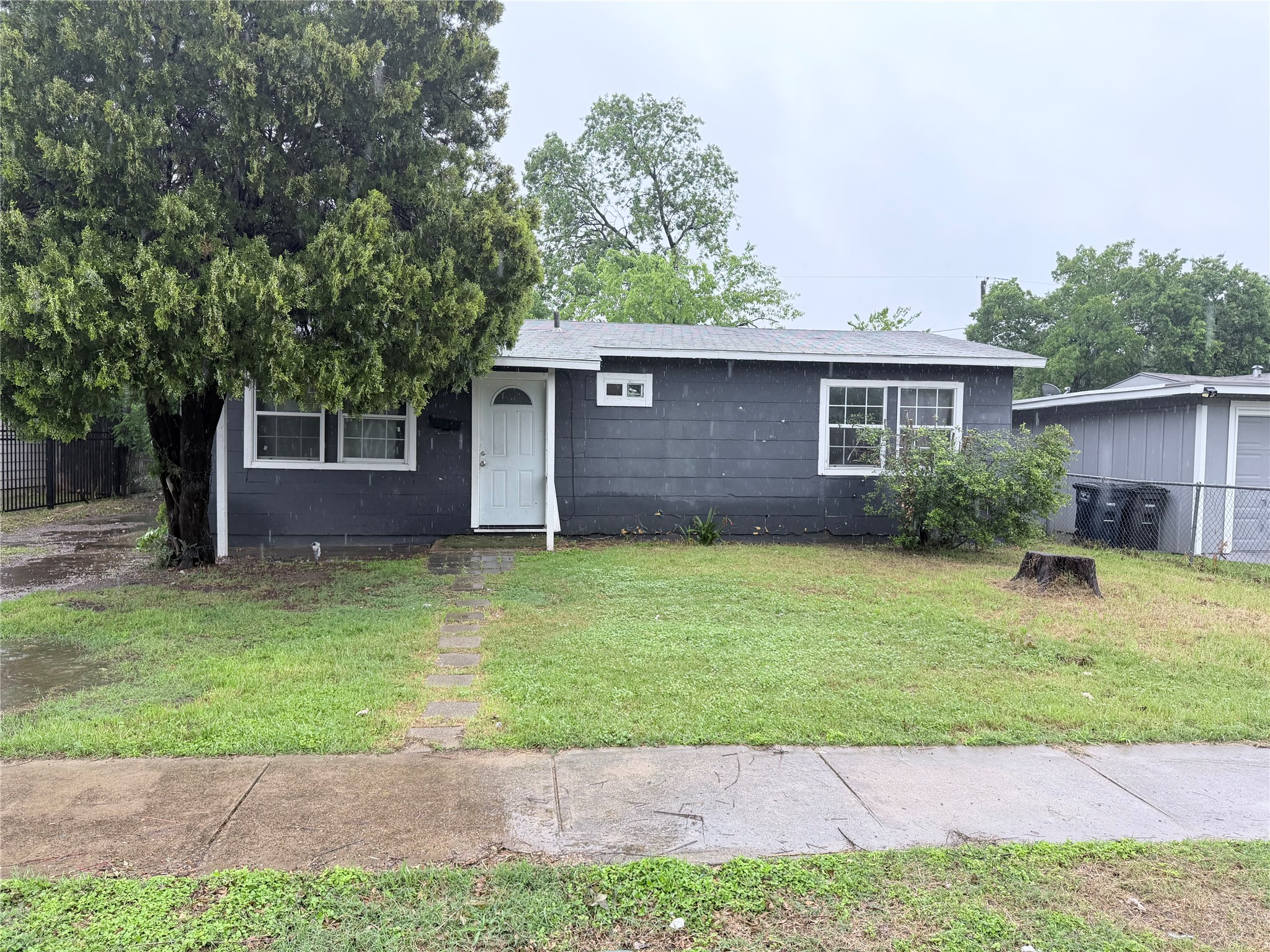 3705 Castleman Street Fort Worth TX 76119