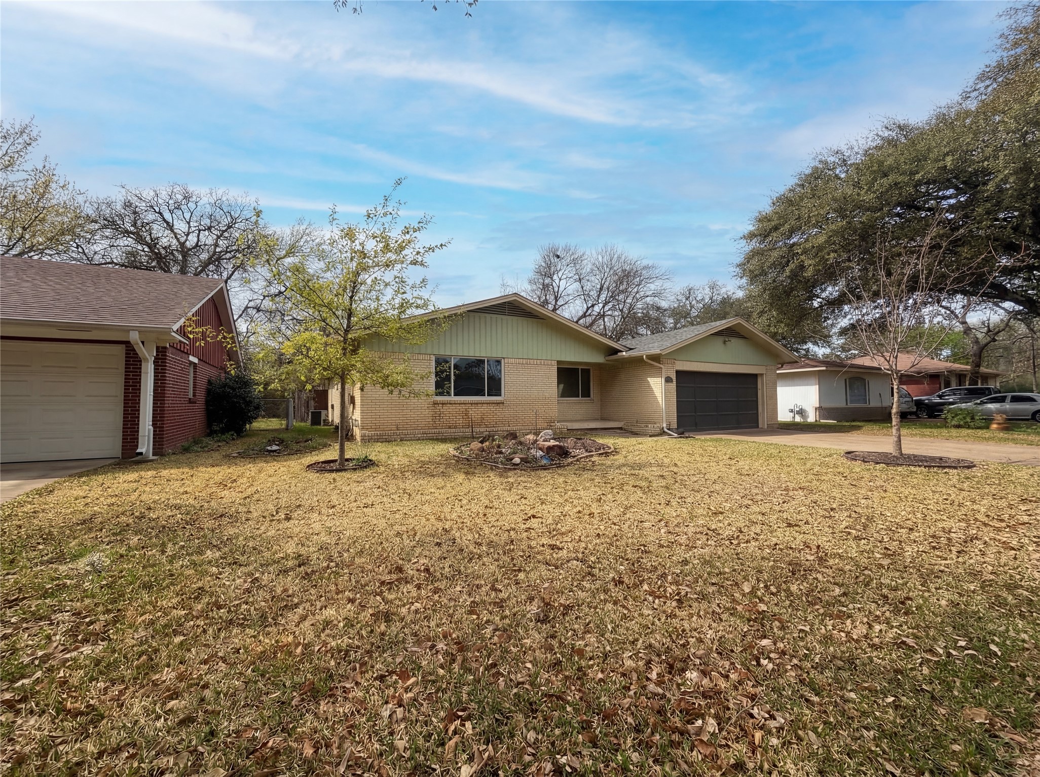 509 Robinhood Drive Irving TX 75061