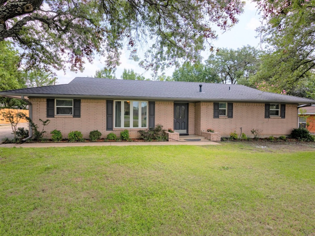 1412 Country Club Road Ennis TX 75119