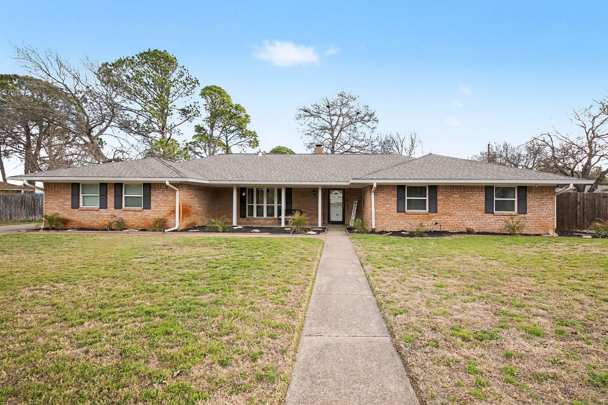 1603 Miller Court Pantego TX 76013