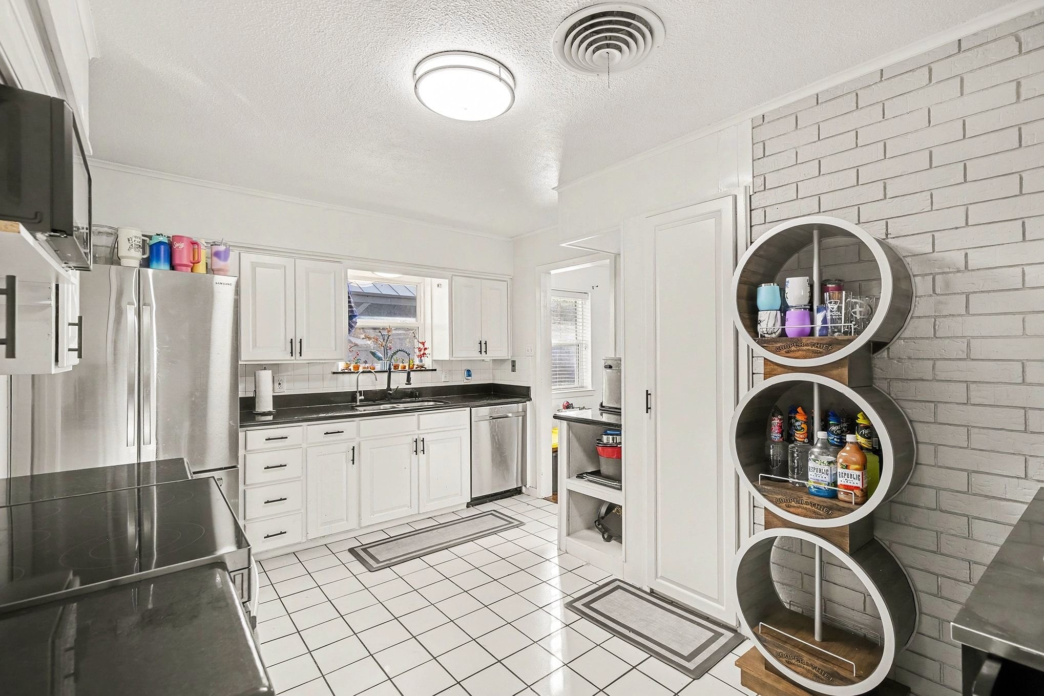 1603 Miller Court Pantego TX 76013