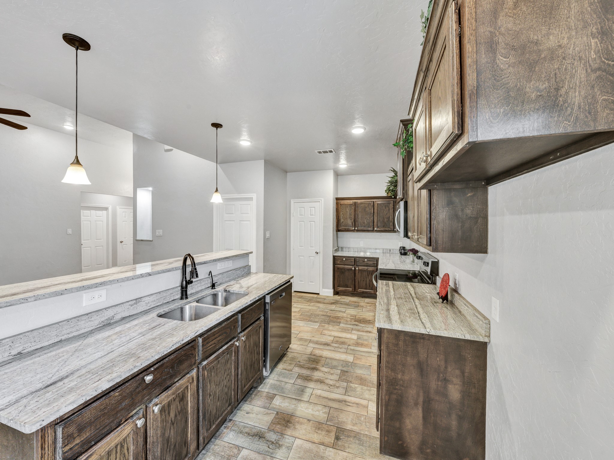 2107 Hemphill Street Greenville TX 75401