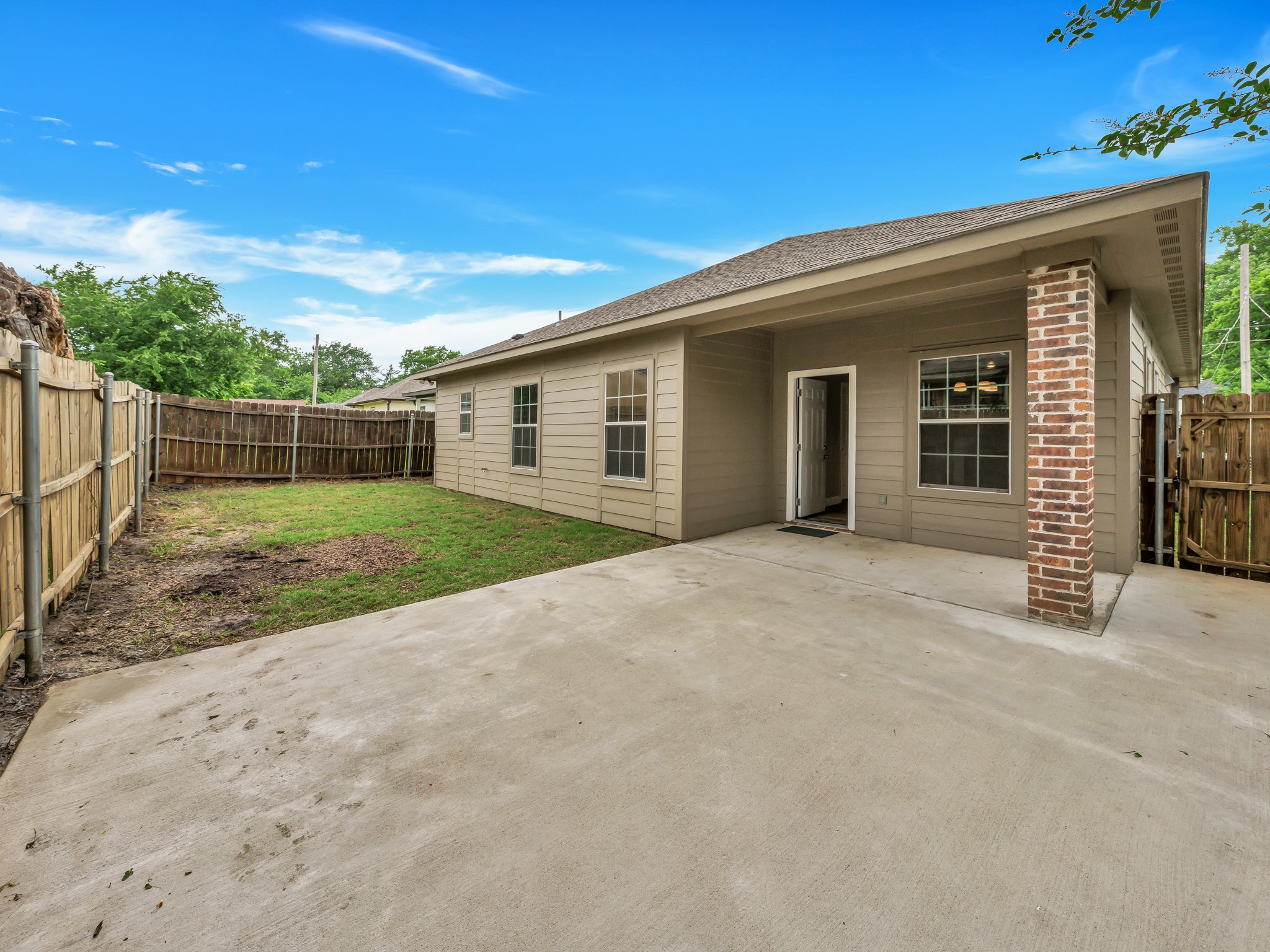 2107 Hemphill Street Greenville TX 75401