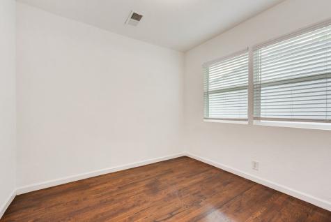 1528 Valley View Street Mesquite TX 75149