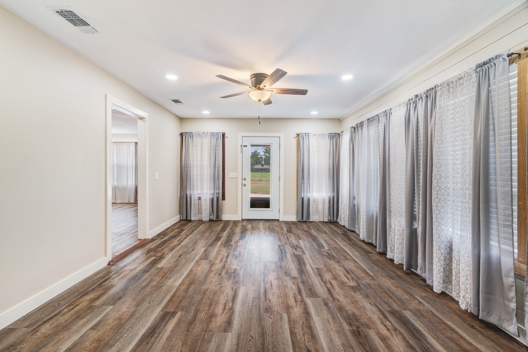 201 Fm 906 W Powderly TX 75473