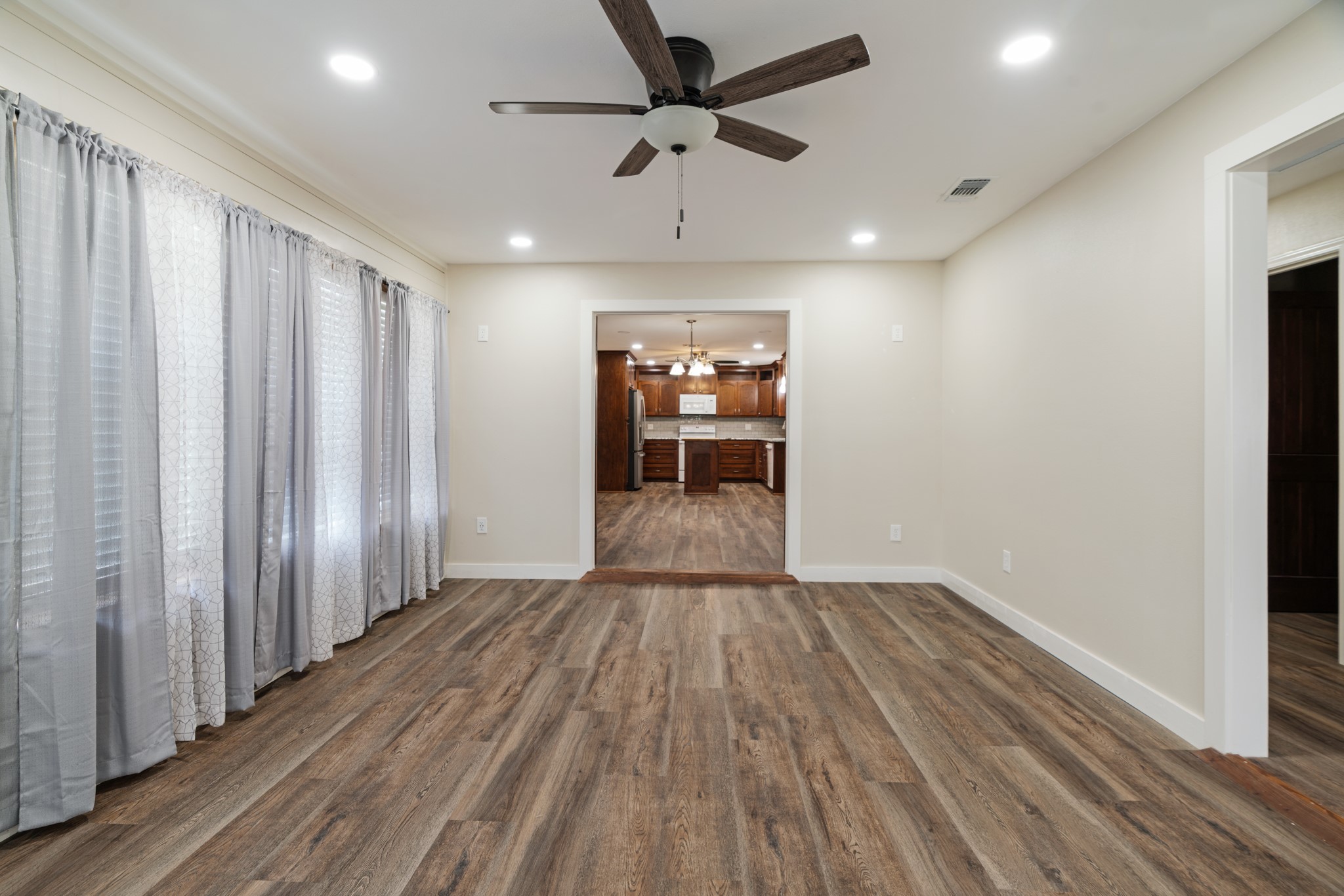 201 Fm 906 W Powderly TX 75473