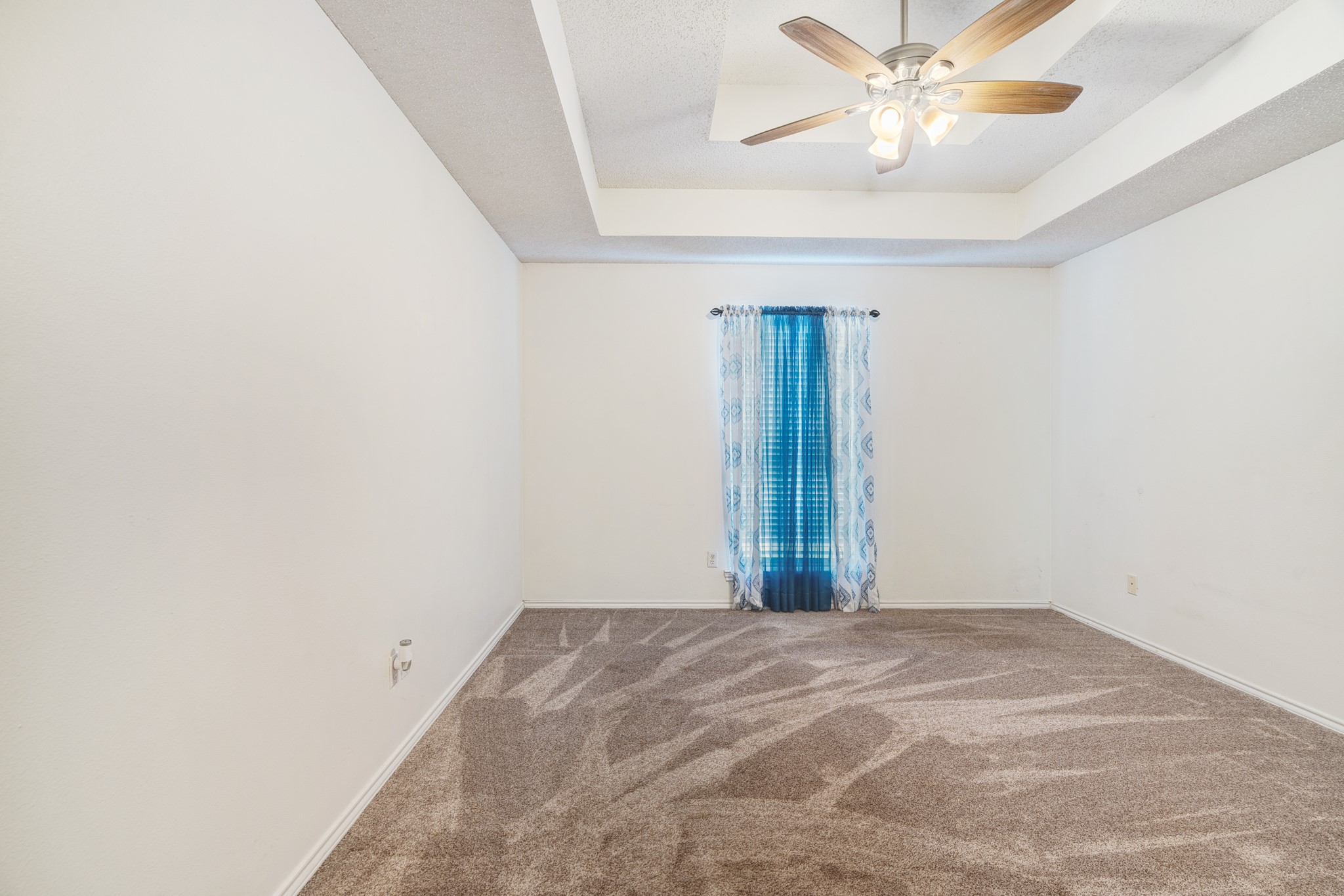 201 Fm 906 W Powderly TX 75473