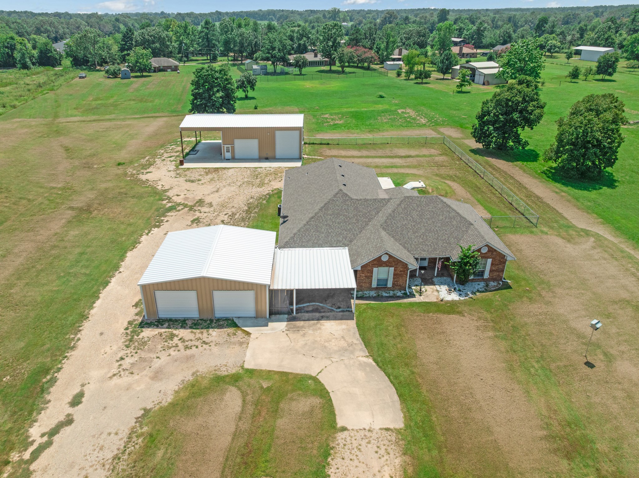 201 Fm 906 W Powderly TX 75473