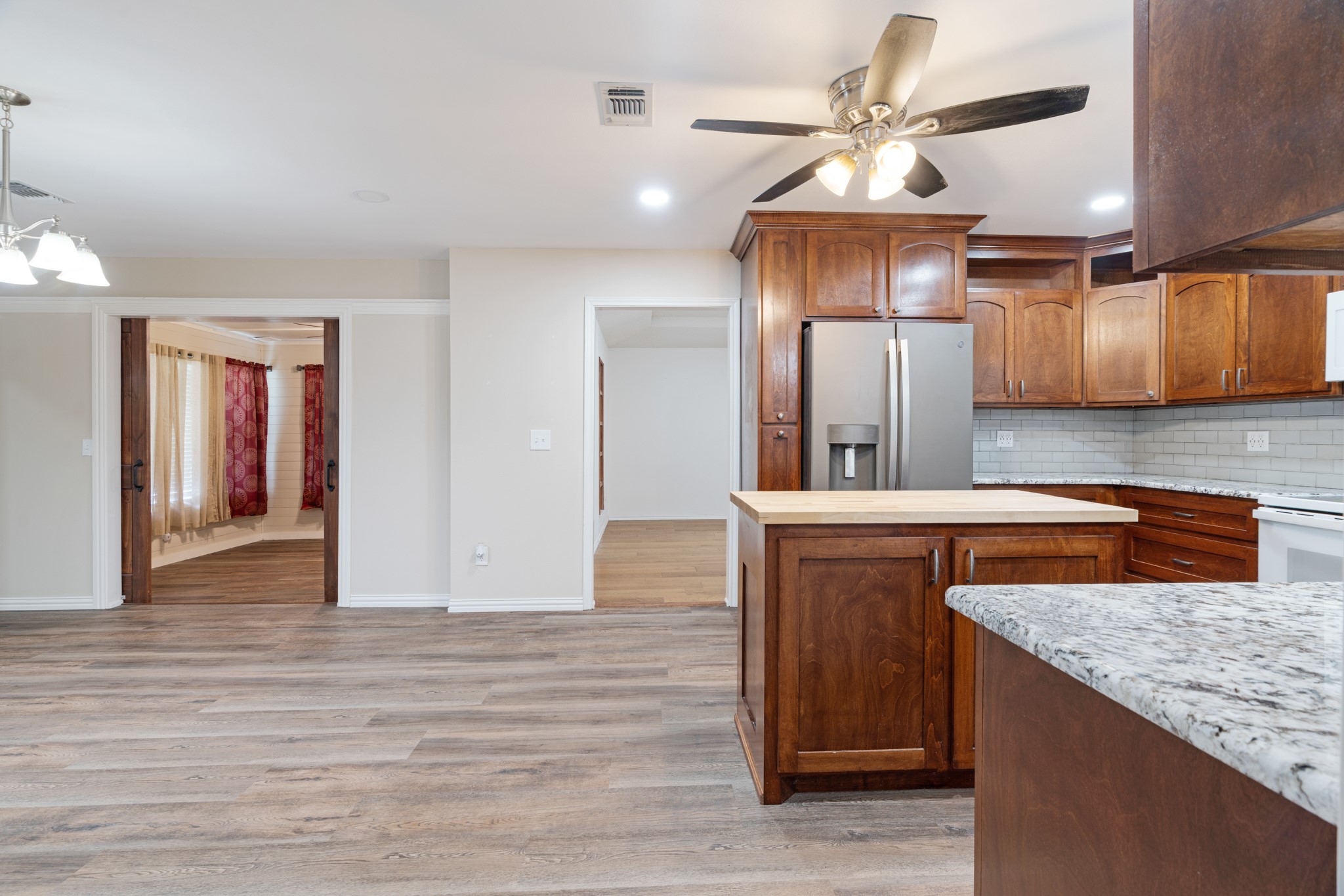 201 Fm 906 W Powderly TX 75473