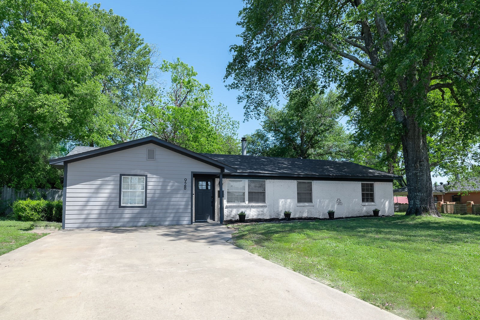 928 Kings Lane Mineola TX 75773
