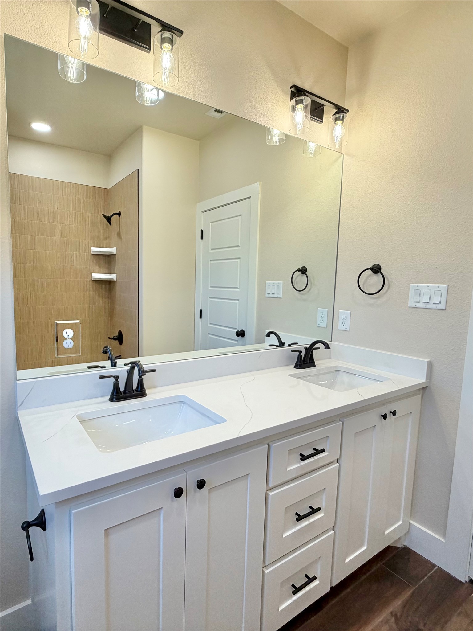 2000 Collin Street Weatherford TX 76085