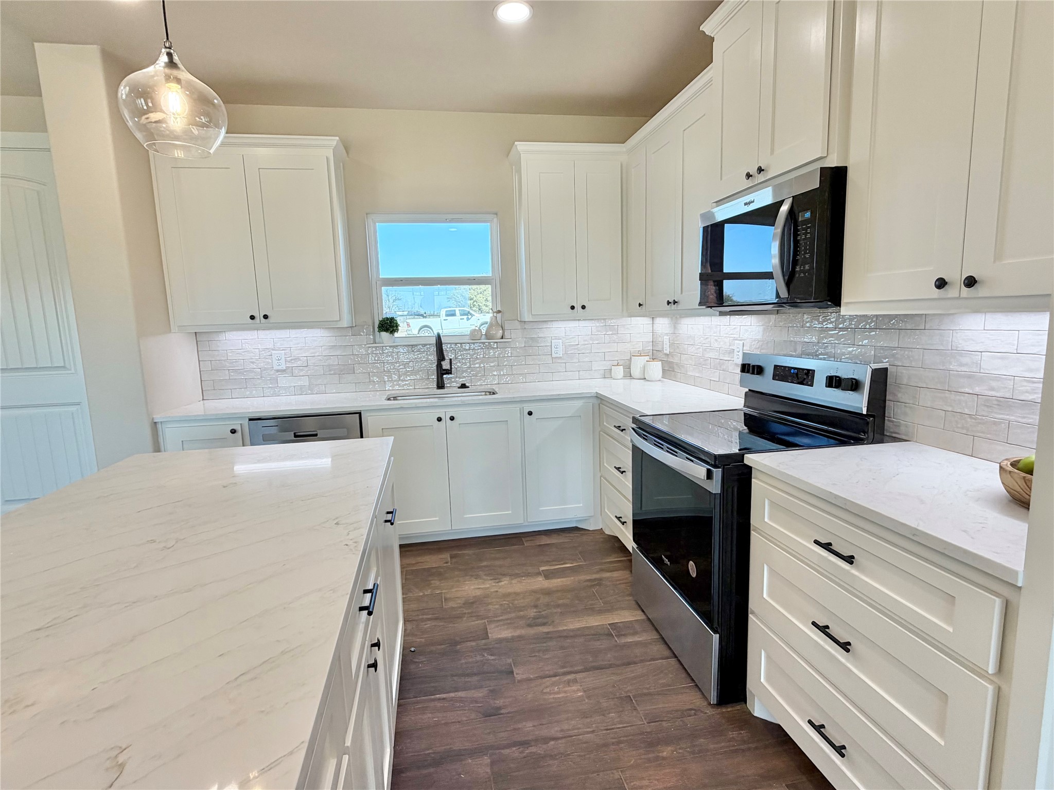 2000 Collin Street Weatherford TX 76085
