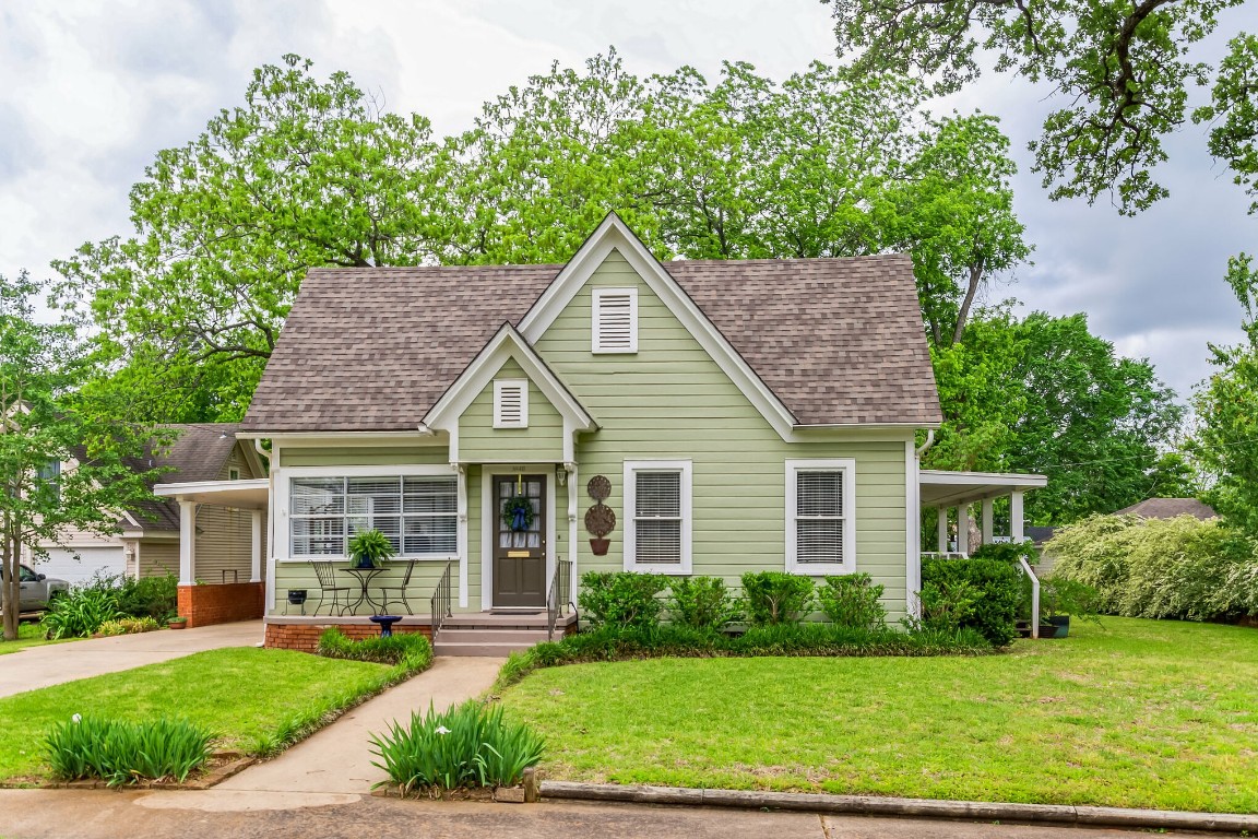 411 S Royall Street Palestine TX 75801