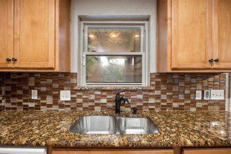 1315 W Ridge Drive Duncanville TX 75116