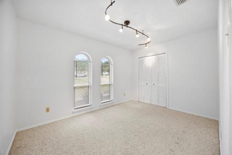 1315 W Ridge Drive Duncanville TX 75116