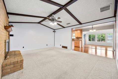 1315 W Ridge Drive Duncanville TX 75116