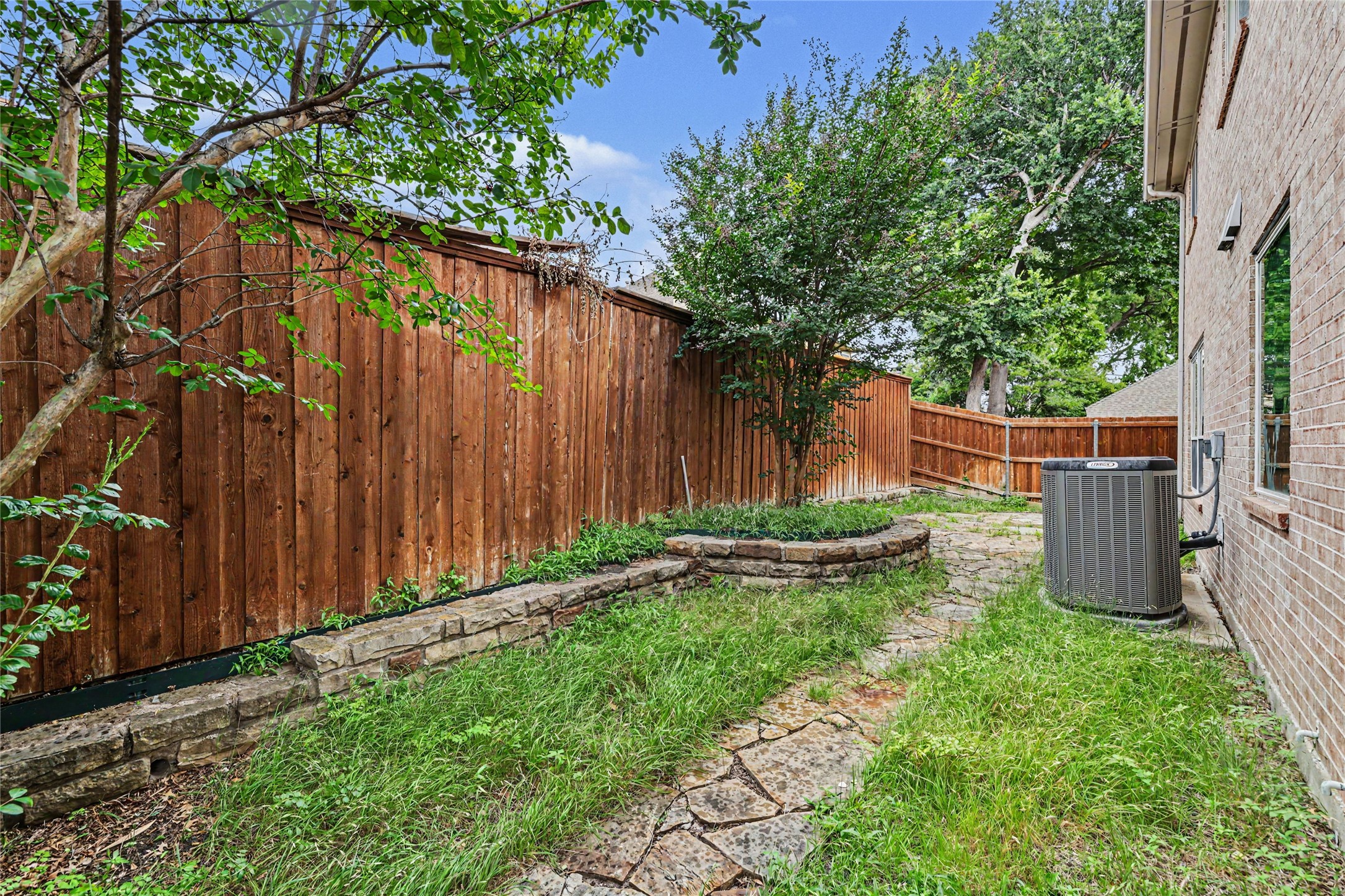 18711 Tall Oak Drive Dallas TX 75287