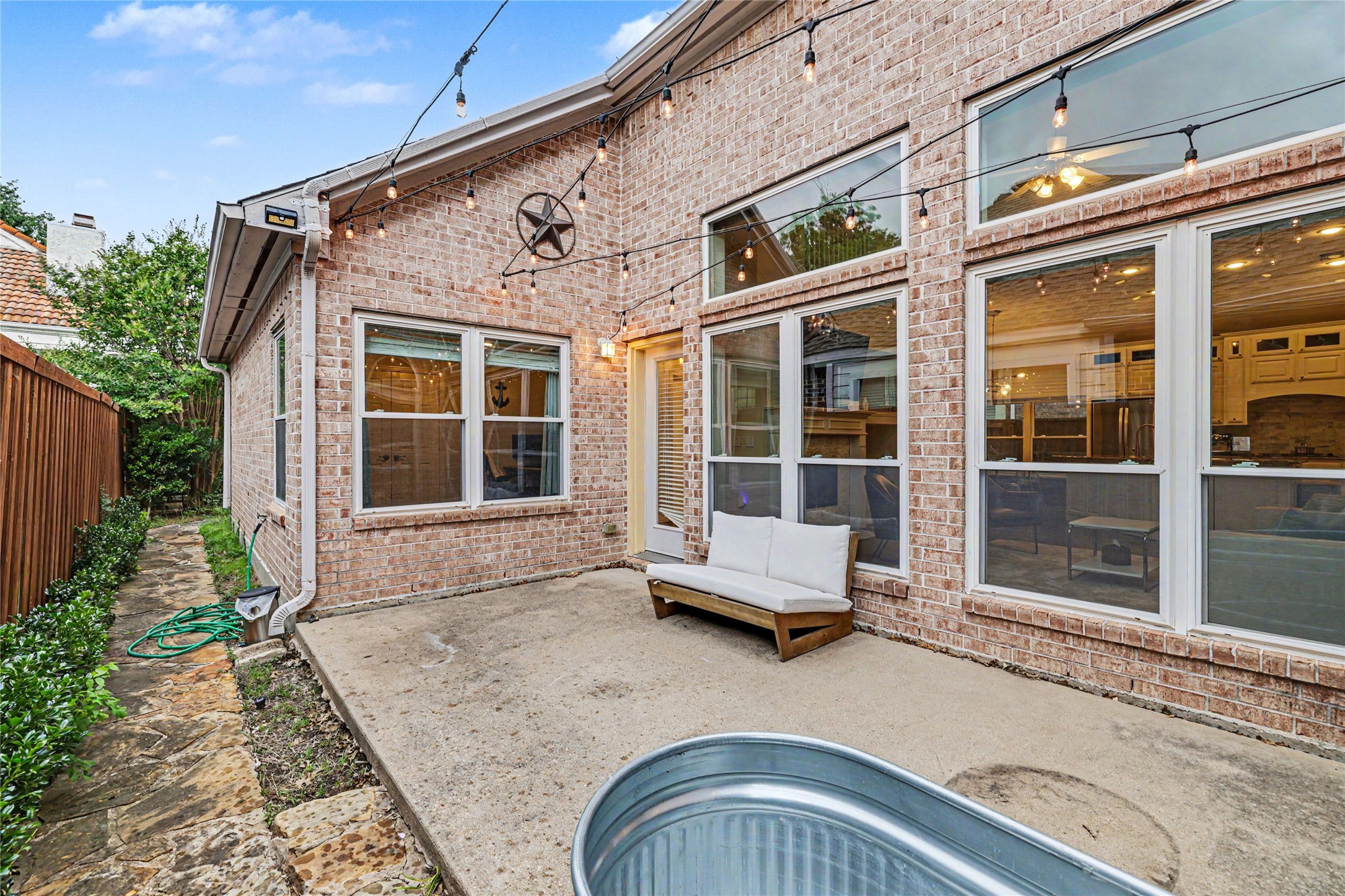 18711 Tall Oak Drive Dallas TX 75287