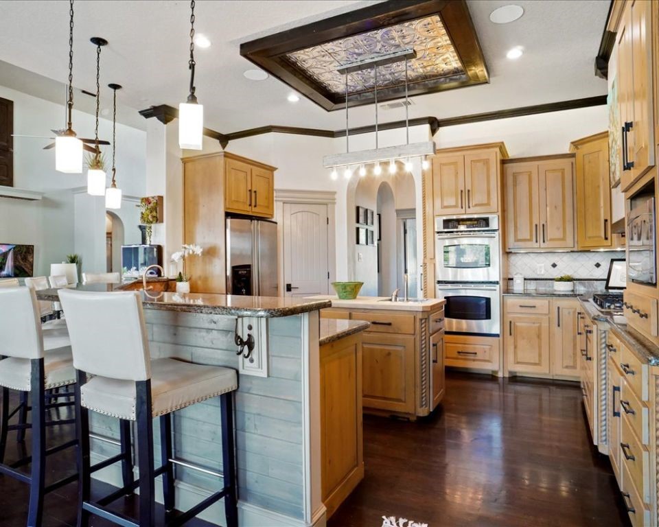 2804 Alta Vista Court Granbury TX 76049