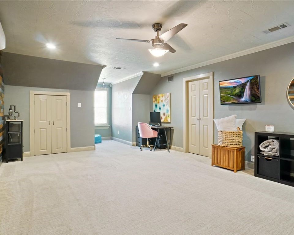 2804 Alta Vista Court Granbury TX 76049