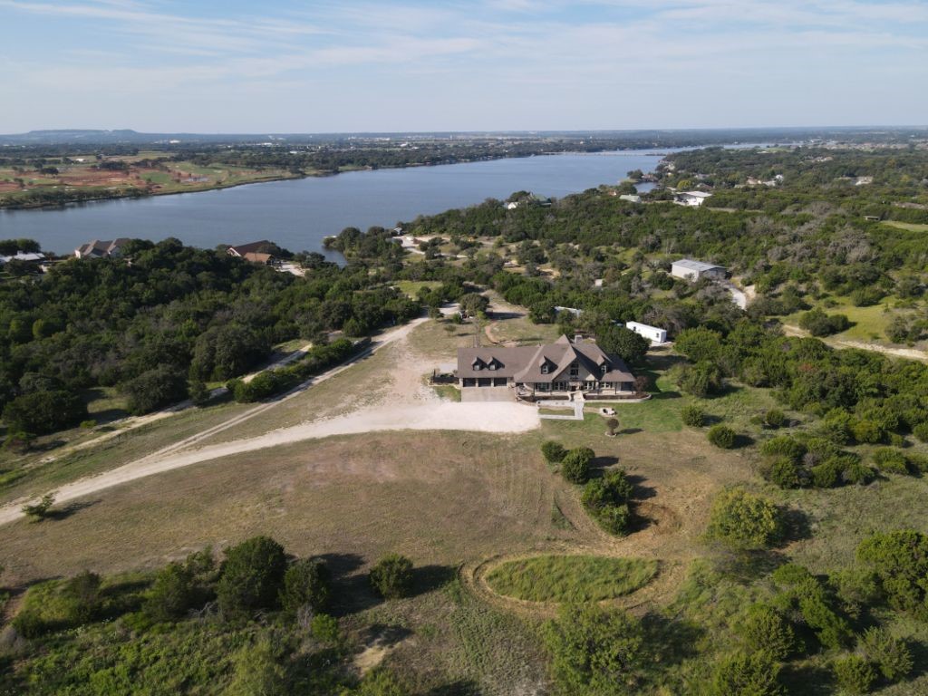 2804 Alta Vista Court Granbury TX 76049