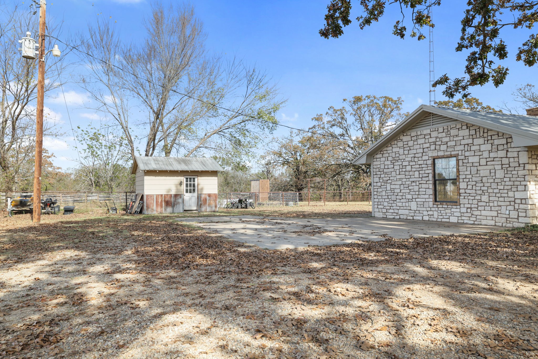 2467 County Road 1220 Lake Creek TX 75450