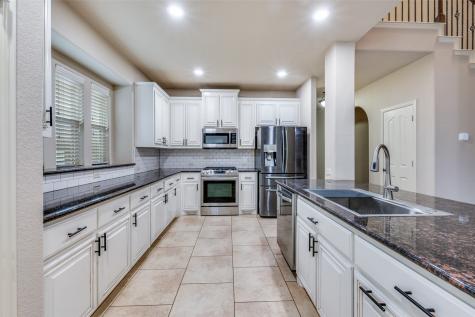 1137 Cardinal Ridge Road Burleson TX 76028