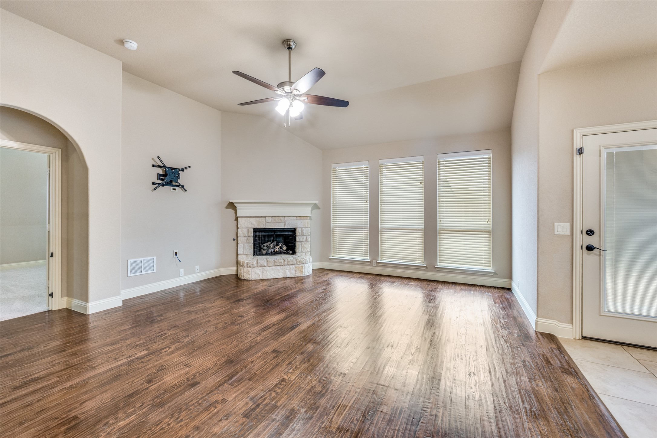 1137 Cardinal Ridge Road Burleson TX 76028