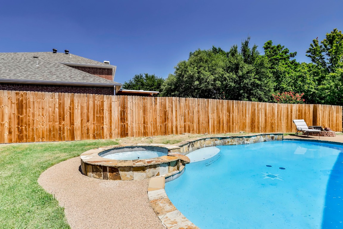 7558 Bryce Canyon Drive W Fort Worth TX 76137