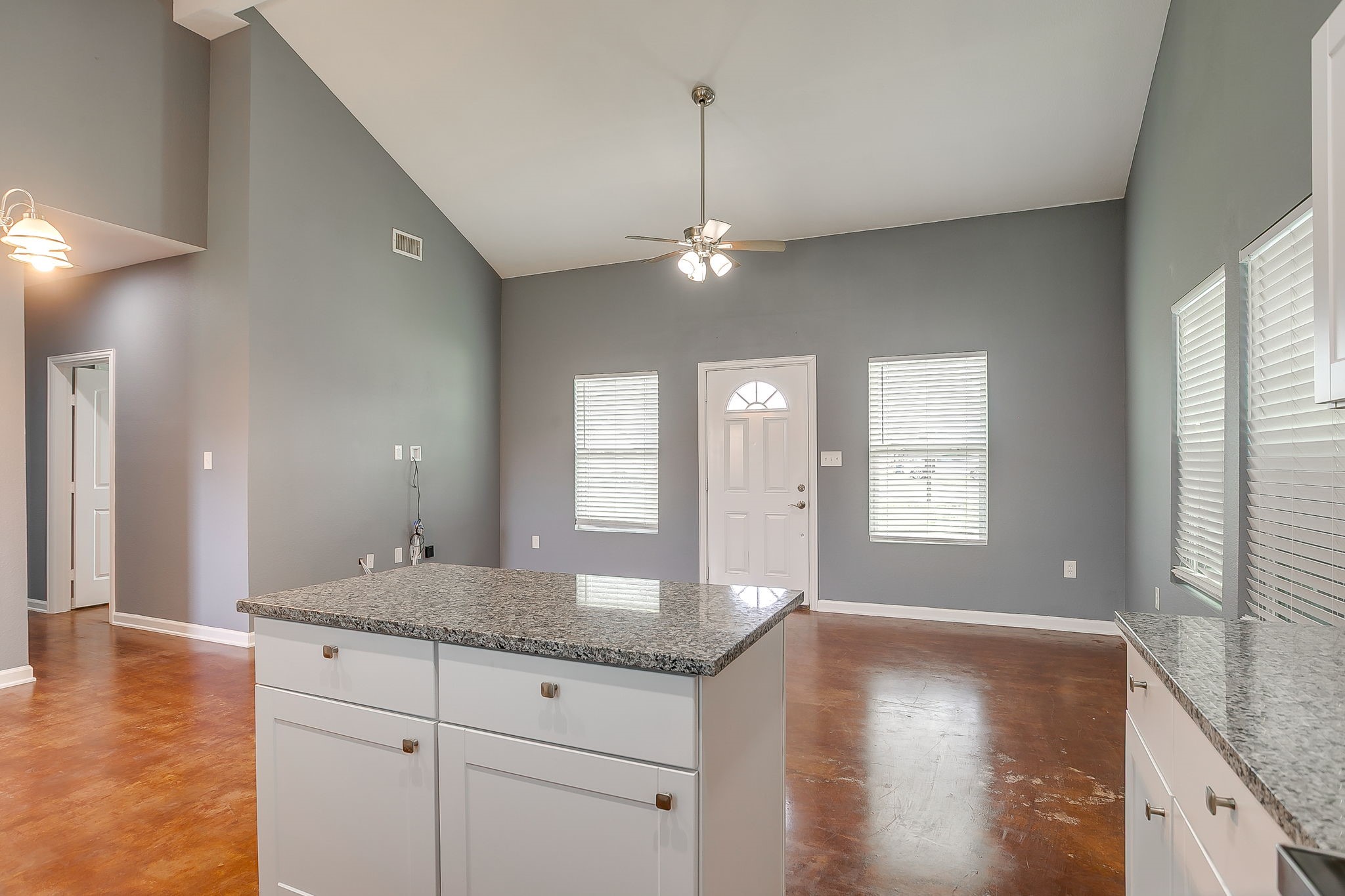 604 S Aquilla Street Itasca TX 76055