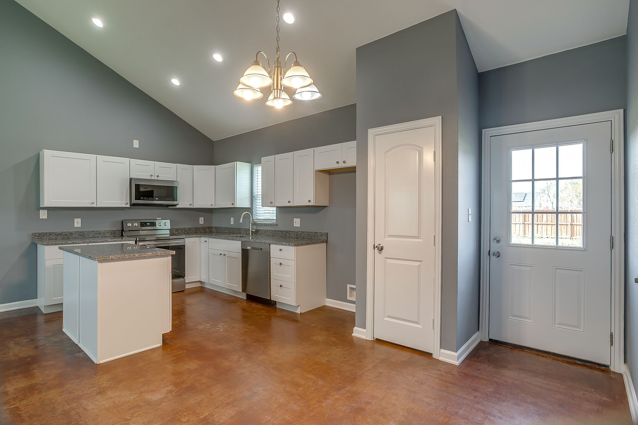604 S Aquilla Street Itasca TX 76055