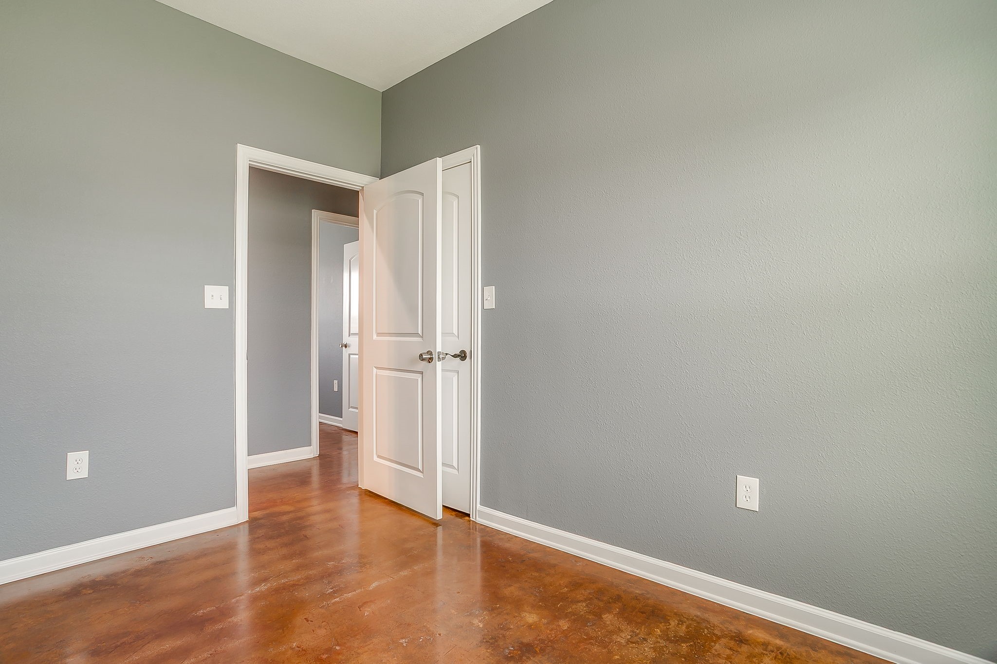 604 S Aquilla Street Itasca TX 76055