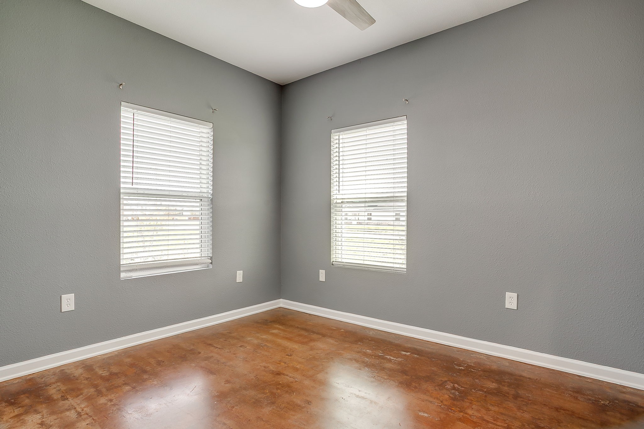 604 S Aquilla Street Itasca TX 76055